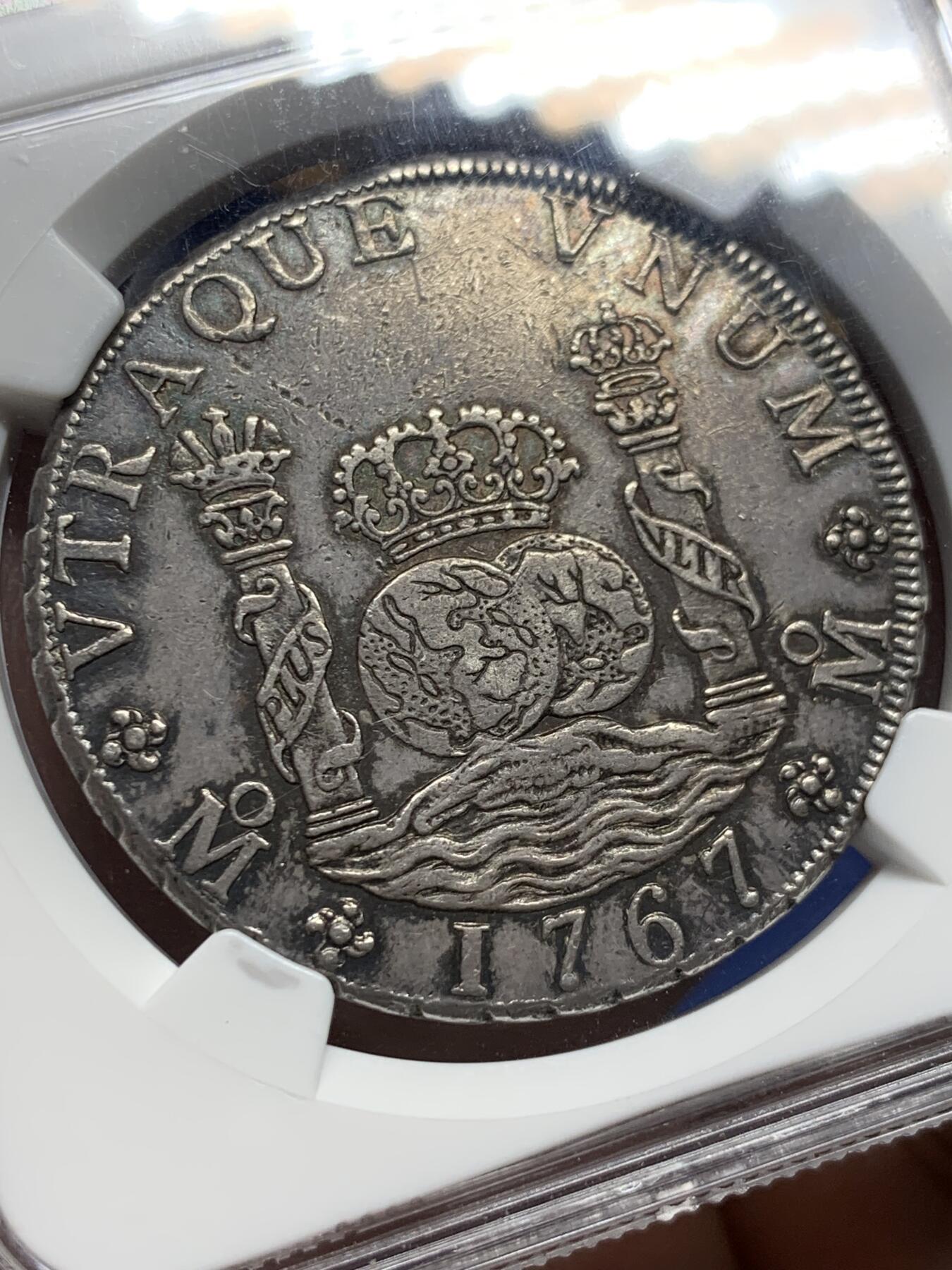 《竞宝斋》第408场 周日，周一，2场连拍 （全场包邮） NGC XF45 墨西哥1767MO地球双柱8R大银 深打