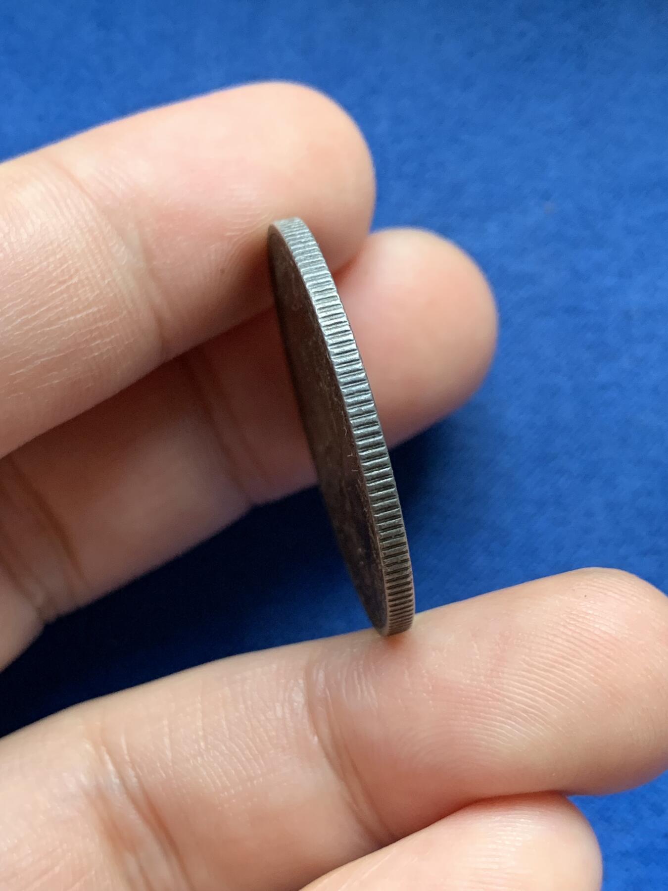 《竞宝斋》第408场 周日，周一，2场连拍 （全场包邮） 1911J厂德属东非 1卢比 酱彩包浆 带光好品 当下火热的品种，殖民地和德系双重光环