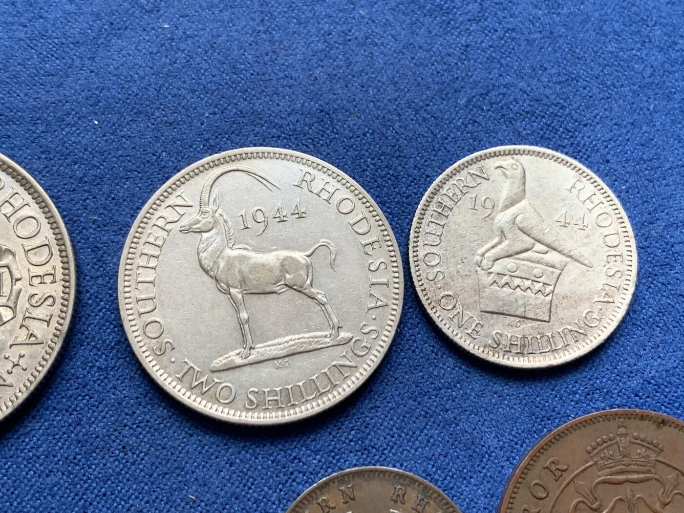 《竞宝斋》第408场 周日，周一，2场连拍 （全场包邮） 7枚一组 英属南罗德西亚1944-1947年乔治六世 含5枚银币