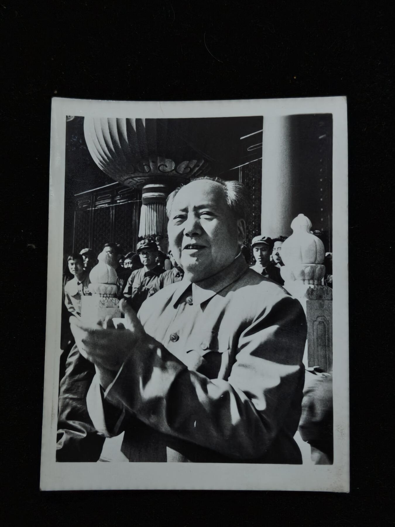 蜀地medal第10场精品专场拍卖 教员 毛主席照片
