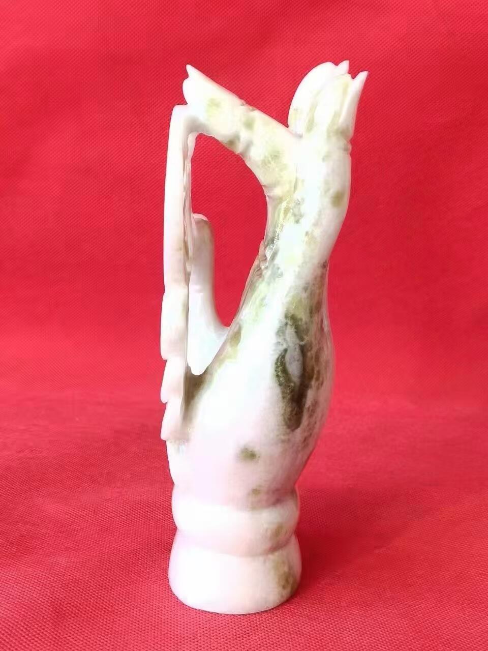 六七十年代出口创汇时期的玉佛手，纯手工雕刻，福在眼前，伸手得福，完整无