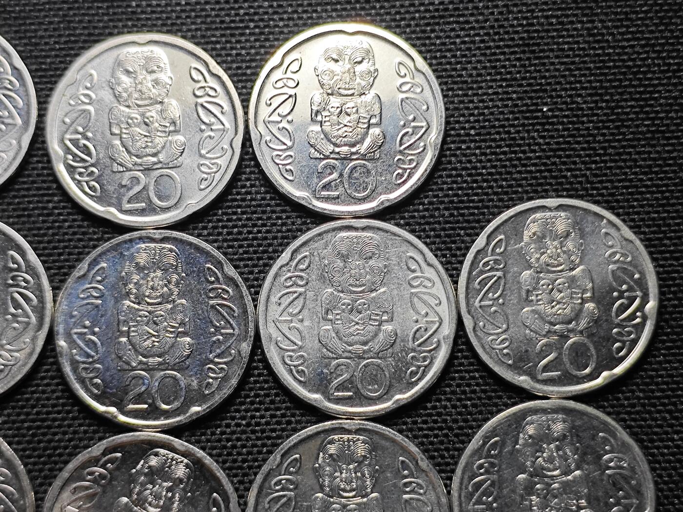 KK钱币收藏小铺 《批量/好品散币 套币 银币》专场 2月预留时间 周末发货  新西兰20分18枚一组