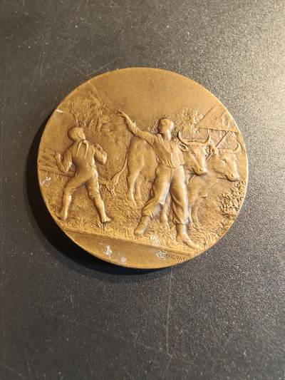 老王徽章第140期 - 法国养殖业大铜章    直径40mm   重量30g   大师库德雷作品