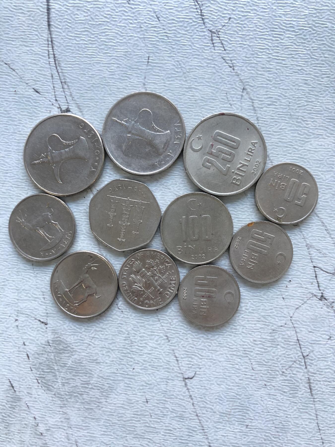苏联钱币邮票工具书 外国杂币一堆