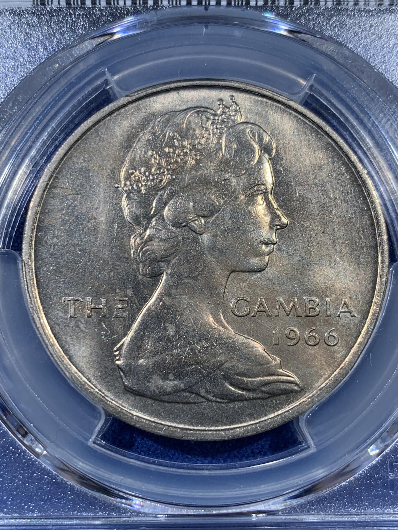 《竞宝斋》第408场 周日，周一，2场连拍 （全场包邮） PCGS MS64 冈比亚1966年4先令大鳄鱼 热门品种 两面转光 卷拆品相 好品比较少