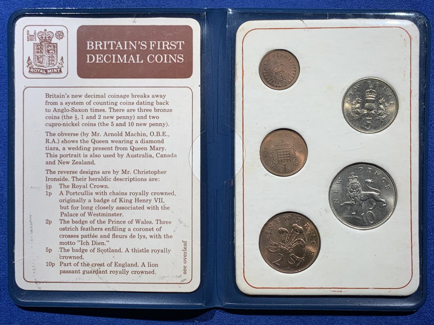 《竞宝斋》第408场 周日，周一，2场连拍 （全场包邮） 英国 1971年 第一版十进制币纪念册 1971年2月15日英国货币取消复杂旧币制正式转为十进制