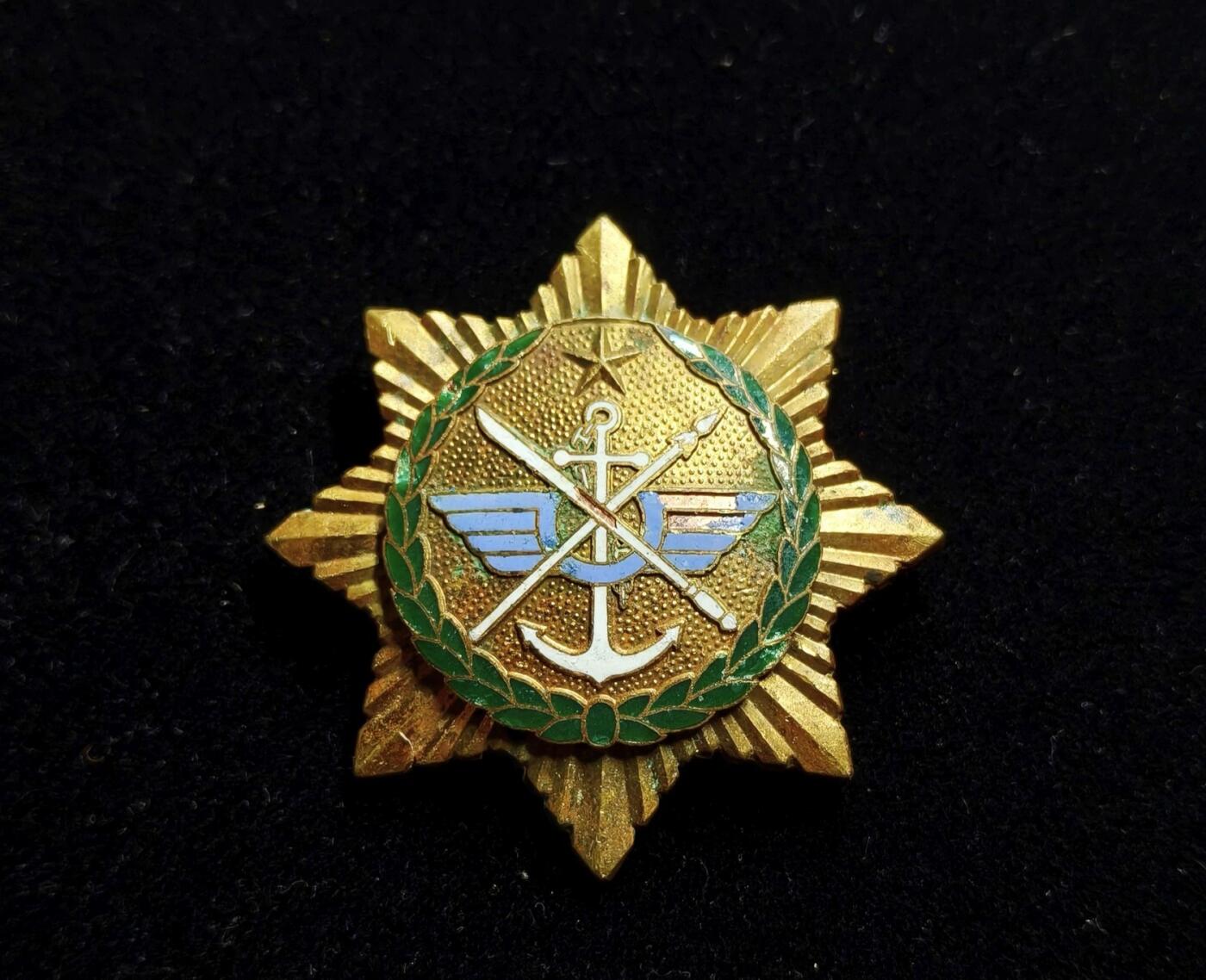 蜀地medal第10场精品专场拍卖 缅甸军事功绩勋章 铜质镀金珐琅敏昂莱大将同款 #01