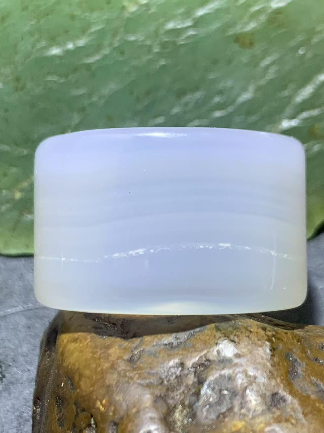 精美荔枝冻白玉髓随形扳指 带灵动白沙点 文玩扳指，指环一个 收藏级