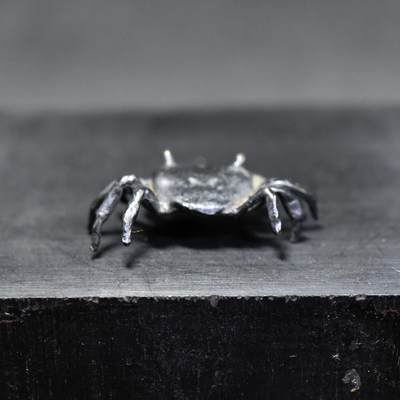 【良泉】第36期【直播场】8月21日晚19.30点开拍！173组，西方古代钱币、杂项专场 - 【日本】青铜，螃蟹，微型摆件，6.94克