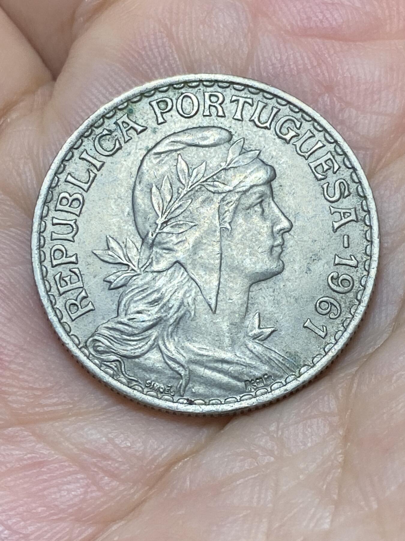2025年第七十六场(总第一百零二场）外国好品散币(免佣金) 葡萄牙🇵🇹1961年1埃斯库多(共和国时期第四套)