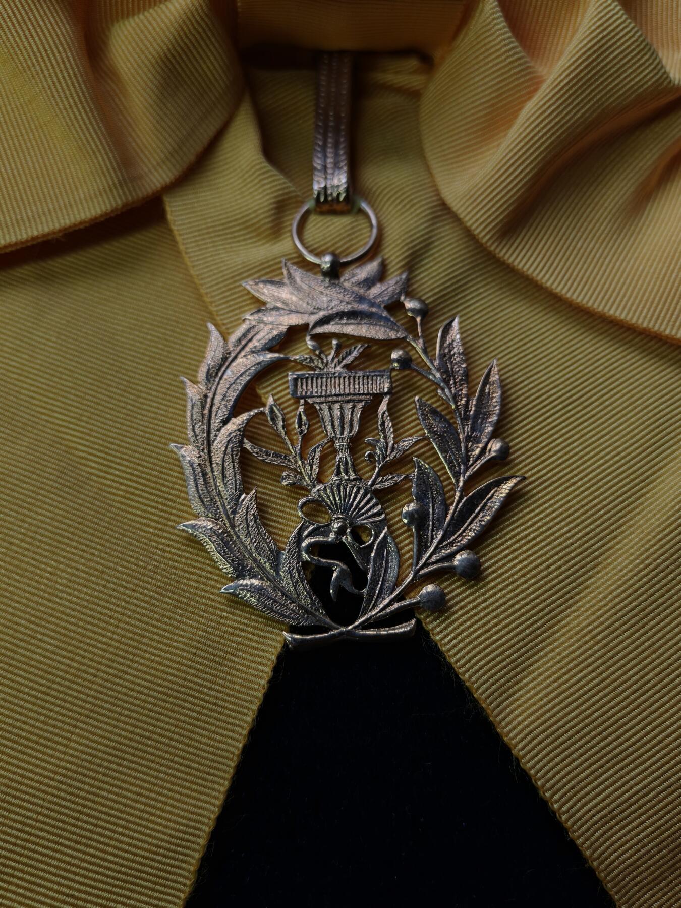 蜀地medal第10场精品专场拍卖 柬埔寨王国特别大十字级莫尼塞拉蓬勋章带原盒勋略一套