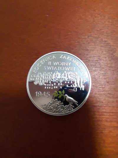长老汇蛇年精选第三十三场拍卖 - 2005波兰二战结束60周年10兹罗提局部彩色精制银币，14.14克925银