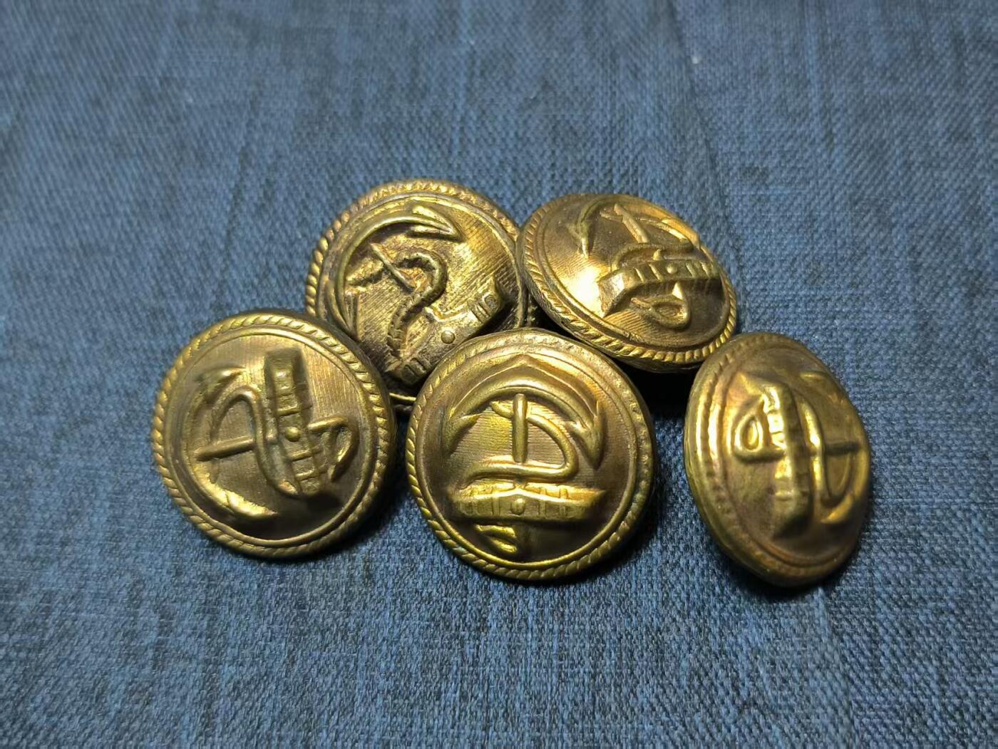 罗岚⭐爱藏⭐精品专拍-分享拍场赚佣金 民国海员大衣铜纽扣一组