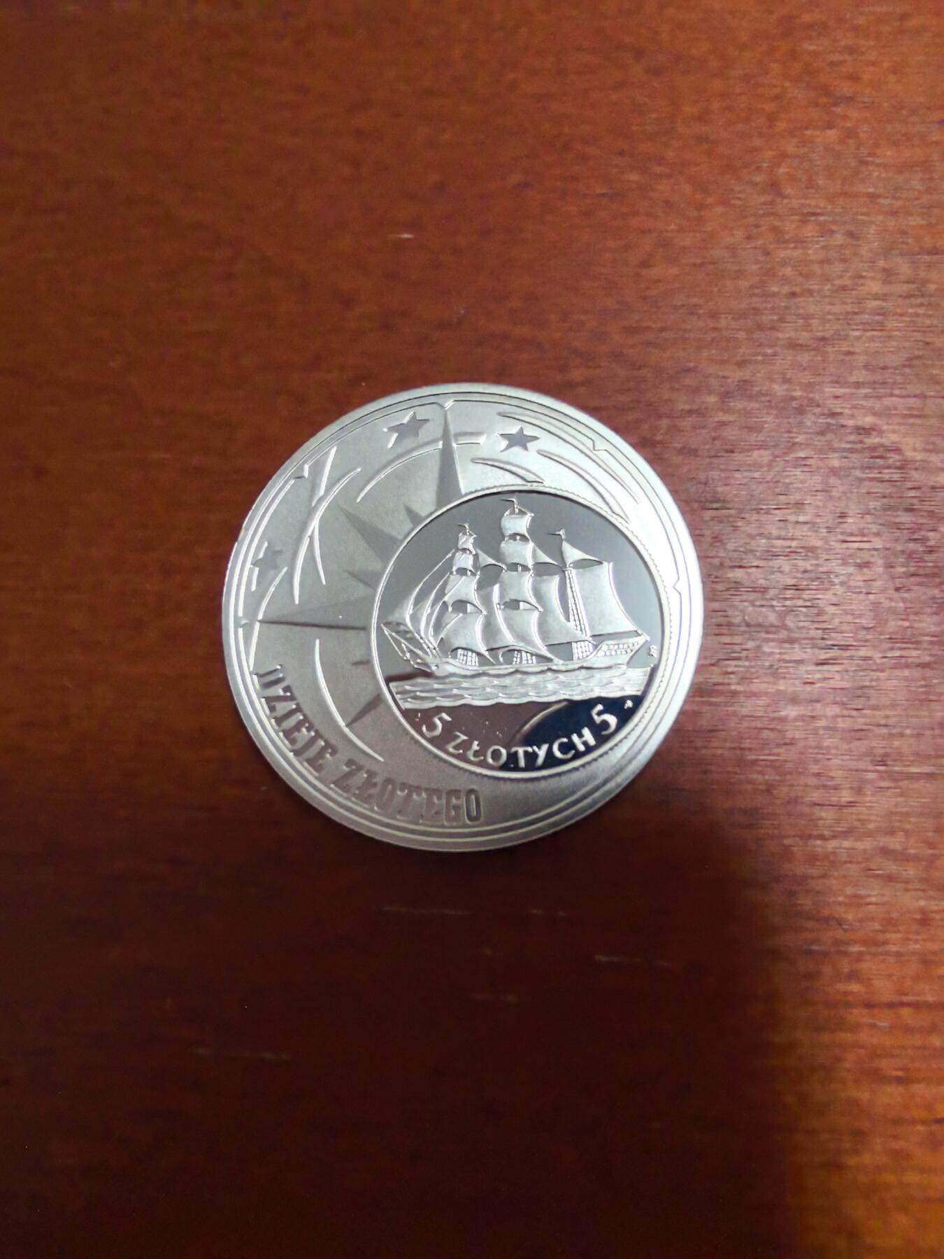 长老汇蛇年精选第三十三场拍卖 2005波兰帆船10兹罗提精制银币，币中币，14.14克925银（2）