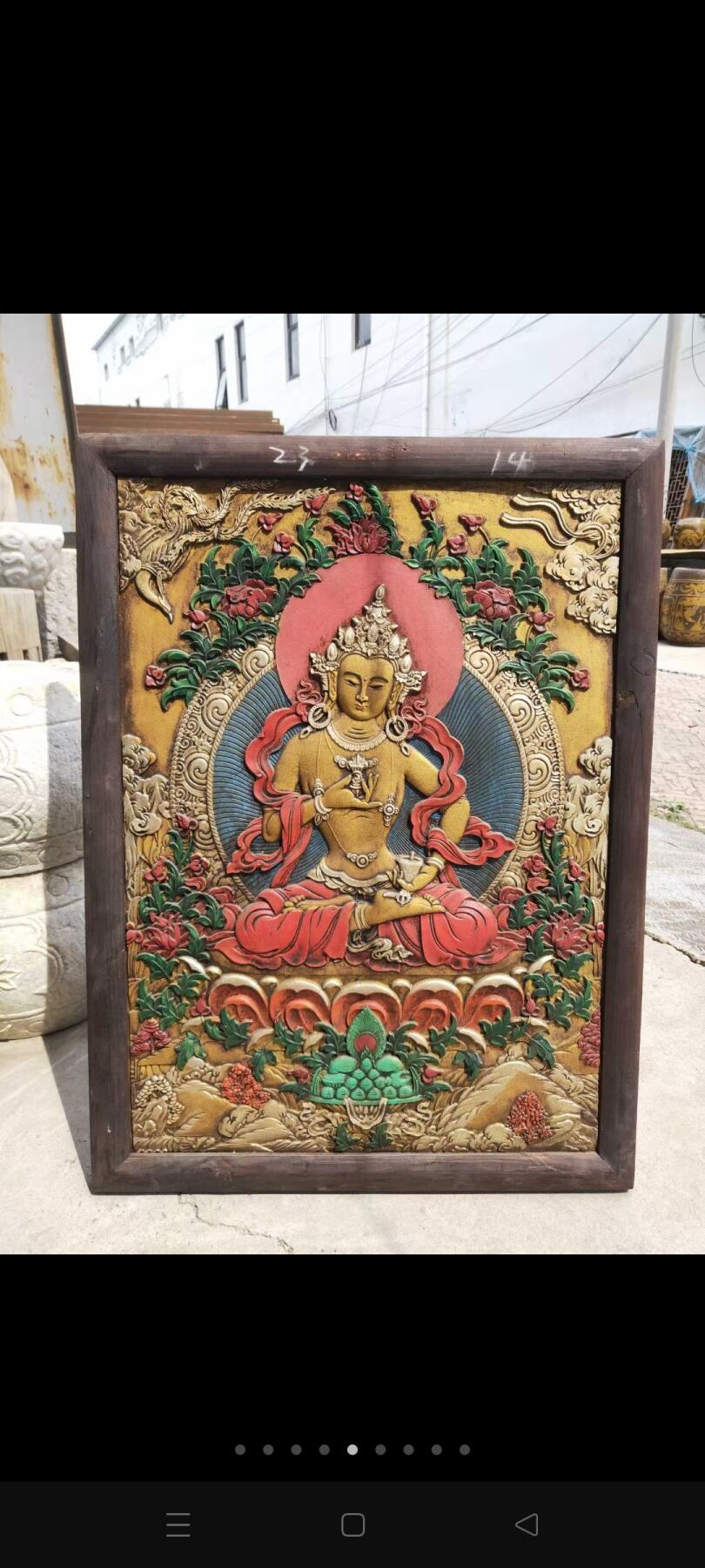 楠木大漆高浮雕多彩唐卡9个一组 ，品相一流，做工精细，纯手工制作，尺寸如图，保存完好，尺寸71✘53