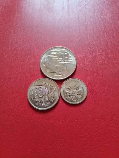 【云涧收藏】第五十一场 澳大利亚1982年5、10、20分3枚，BU