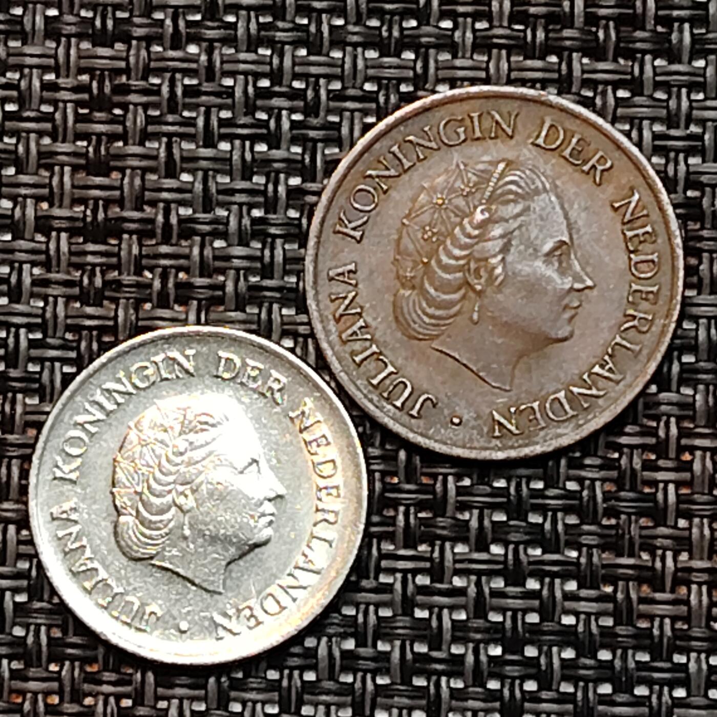 布加迪🐬～世界钱币(上海)🌾第 232 期 /  各国套币和散币 荷兰🇳🇱 1976年 5分/25分