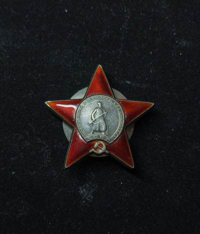 蜀地medal第10场精品专场拍卖 - 护士长狂暴救人红星