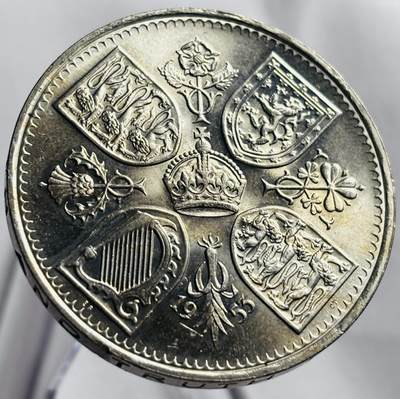 文馨钱币收藏第 265 场，老铜币场，因寄存快到期太多，本场拍品不预留，中拍不满包邮请付邮费，请勿后台私信讨价还价，接受不了邮费的不要拍 - 原光品相 1953 年英国女王登基 5 先令纪念币