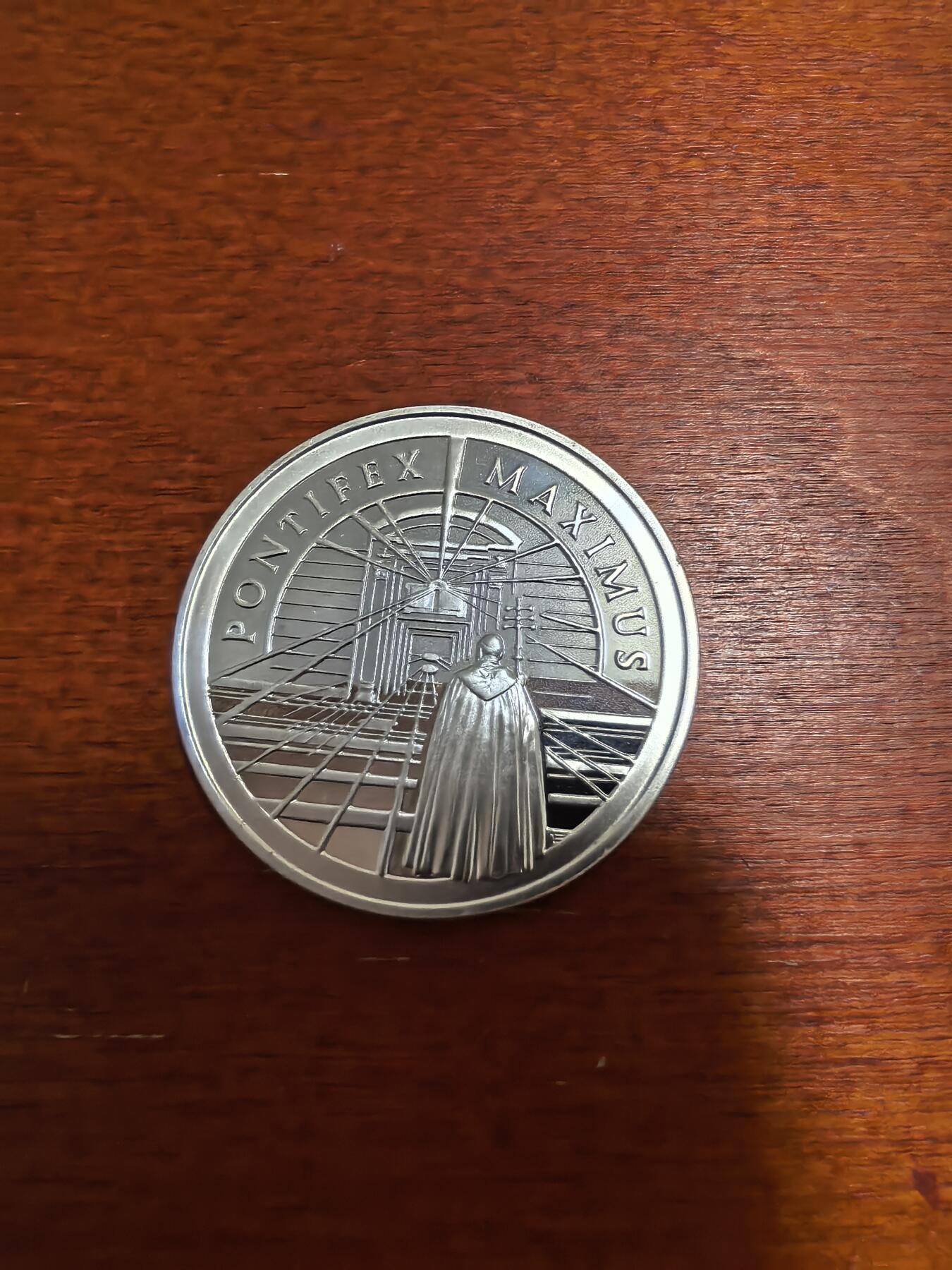 长老汇蛇年精选第三十三场拍卖 2002波兰教皇约翰·保罗二世10兹罗提精制银币，14.14克925银
