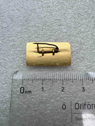 真品毛主席像章、纪念章 真品像章纪念章