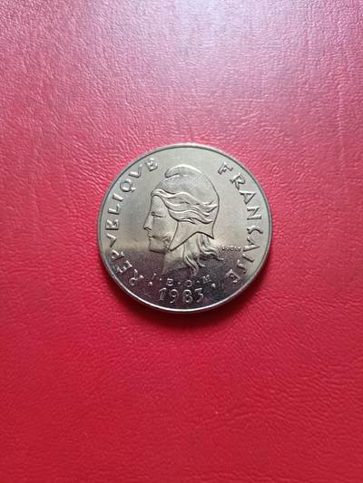 【云涧收藏】第五十一场 喀里多尼亚1983年50法朗，BU