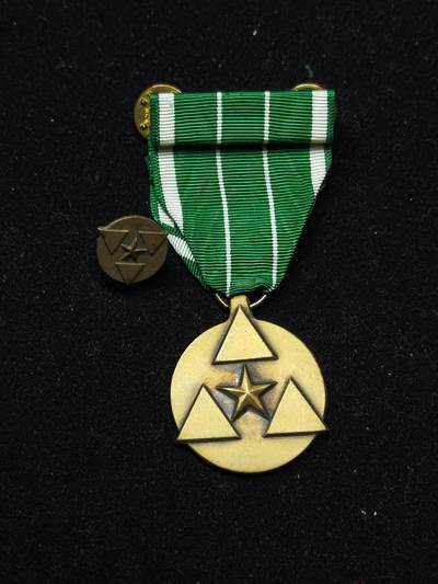 蜀地medal第10场精品专场拍卖 - 罕见 美国军队指挥官公民服务奖章