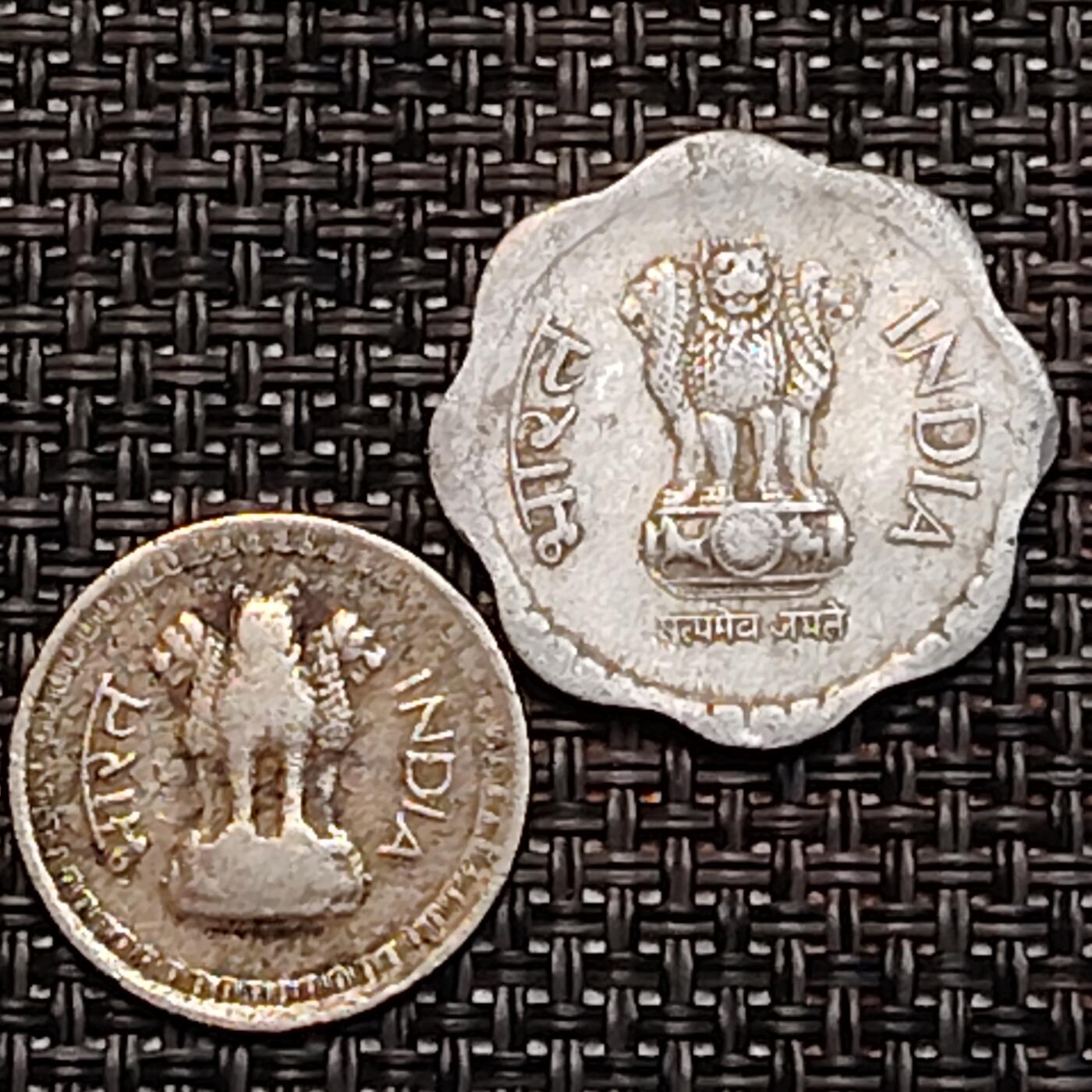 布加迪🐬～世界钱币(上海)🌾第 232 期 /  各国套币和散币 印度🇮🇳 1977年/1988年 10/25派沙