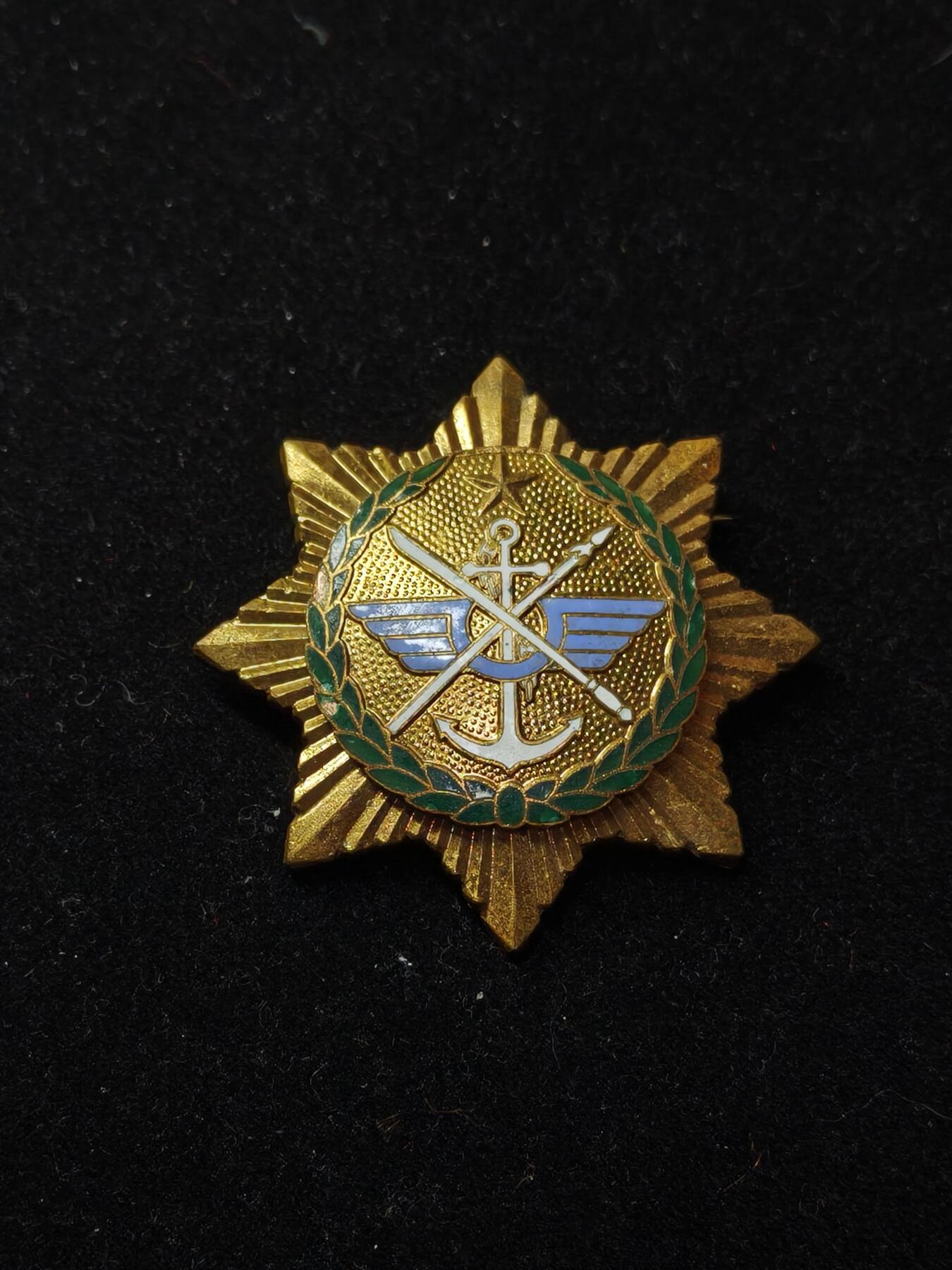 蜀地medal第10场精品专场拍卖 缅甸军事功绩勋章 铜质镀金珐琅敏昂莱大将同款 #02