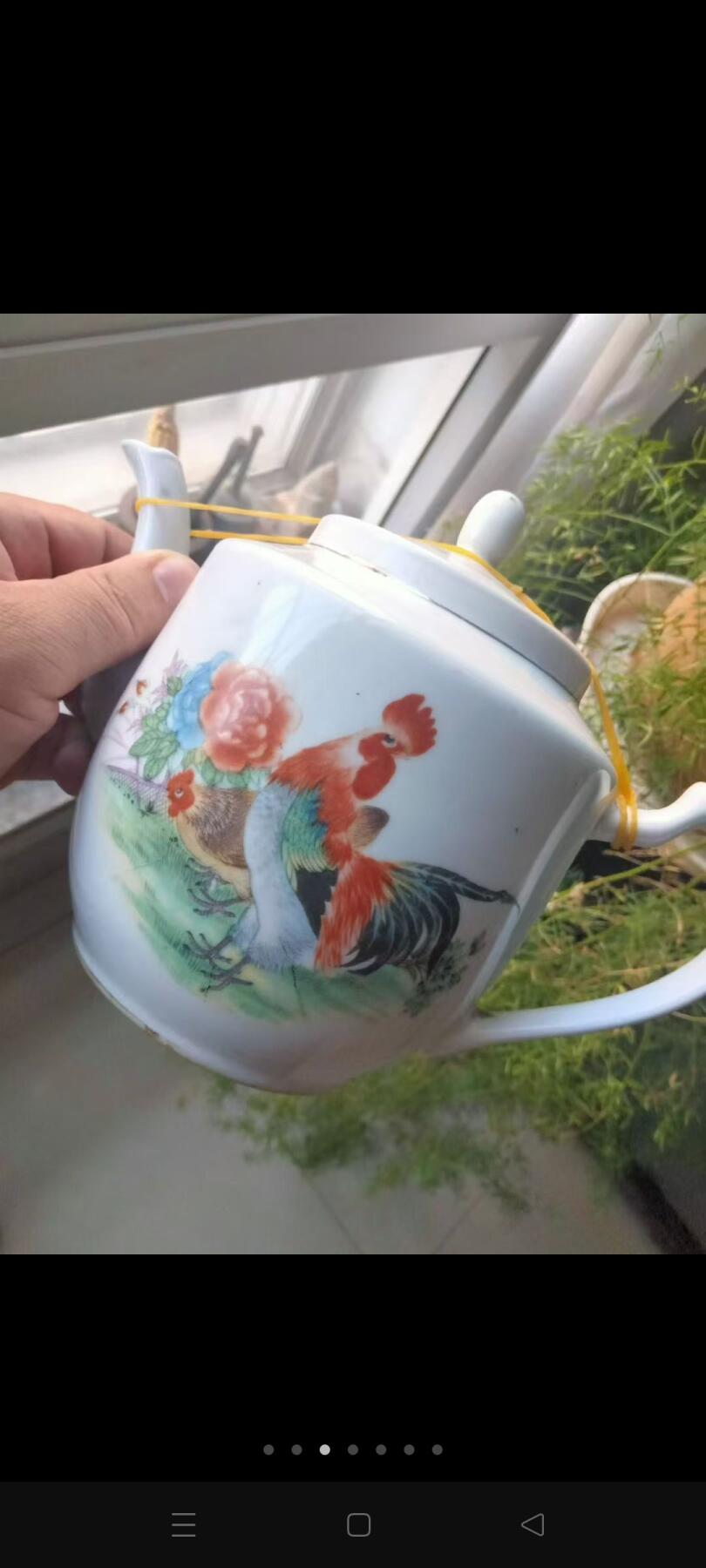 七十年代景德镇大吉大利壶一把，保老如图完整，看好下手保老不包退省的麻烦