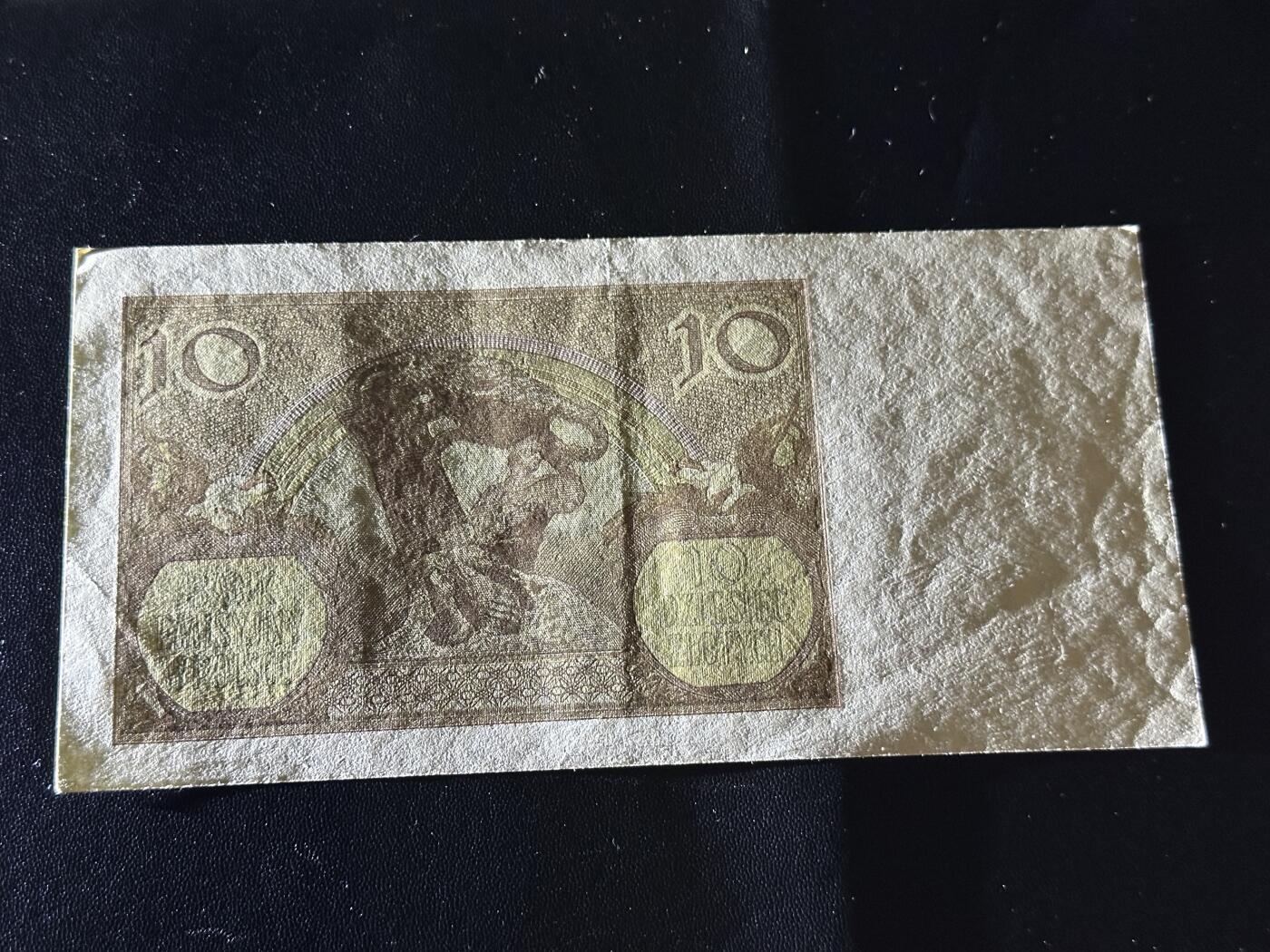 《外钞收藏家》第五百五十四期（本期拍品丰富欢迎参加）（本平台长期征集拍品、欢迎藏友们联系合作） 1940年波兰10兹罗提 AU品相