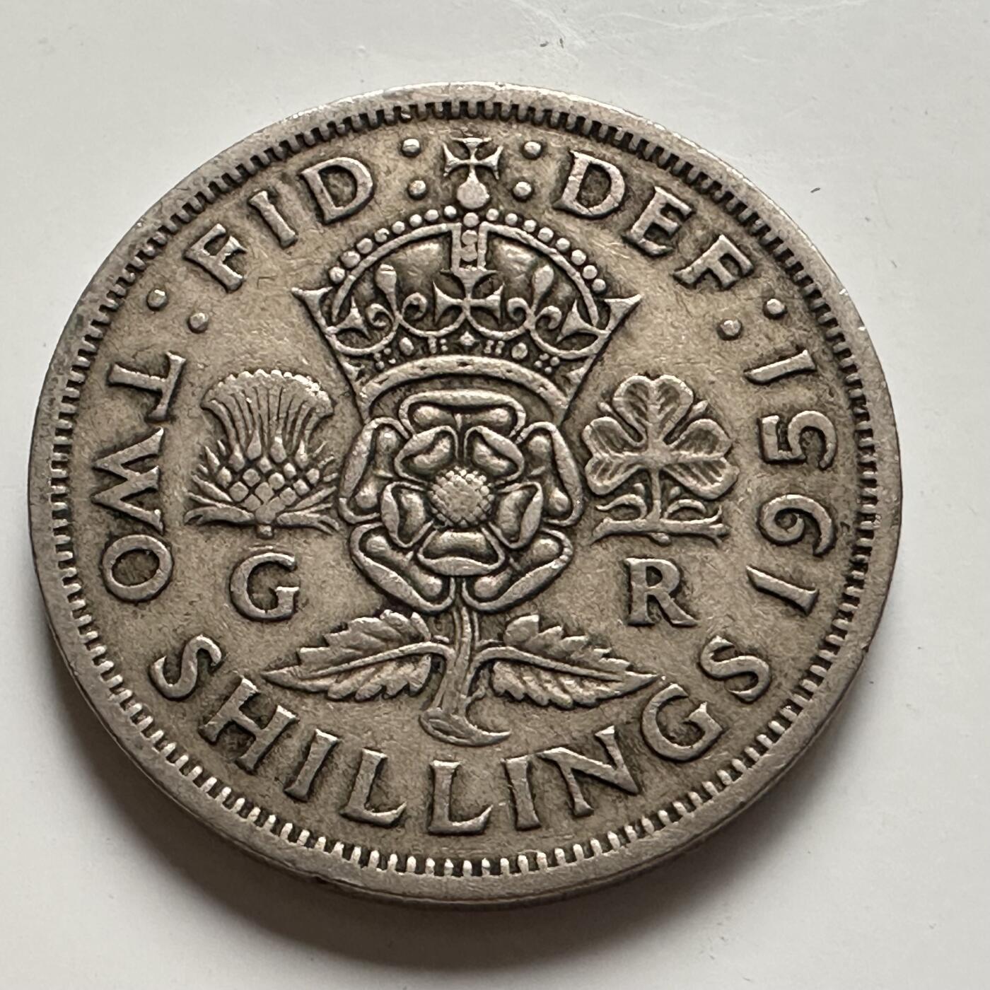 🌹外币初藏🌹🐯2025年第85场  每周二四六晚8️⃣点 接代拍 英国1951年两先令