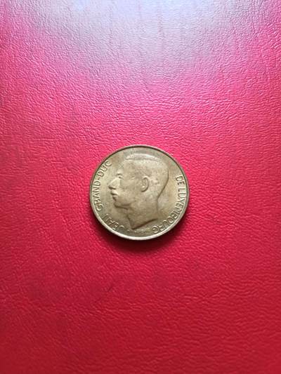 【云涧收藏】第五十一场 卢森堡1990年5法朗，UNC