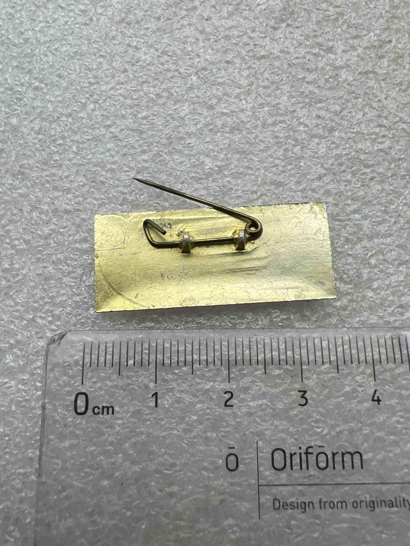 真品像章、纪念章 真品像章纪念章