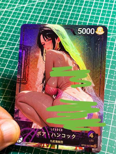 显眼宝26期 都有拍摄近景图可以细看 - 嘎嘎鸭 海贼王 女帝婚纱系列散配一张    折光彩闪 63*88  5号