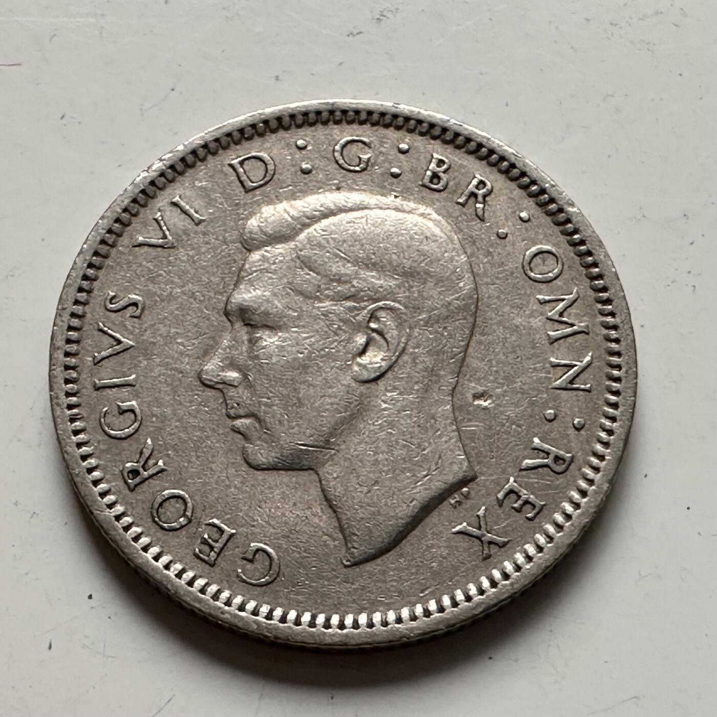 🌹外币初藏🌹🐯2025年第85场  每周二四六晚8️⃣点 接代拍 英国1949年六便士