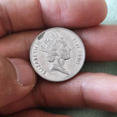 泡泡币外币第六十五场可代拍15038385335微信 斐济十分高冠