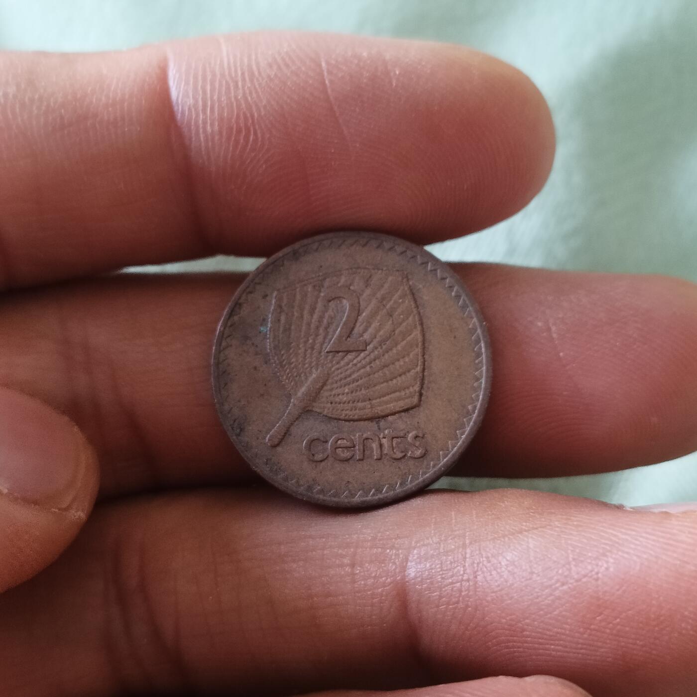 泡泡币外币第六十五场可代拍15038385335微信 斐济花环二分