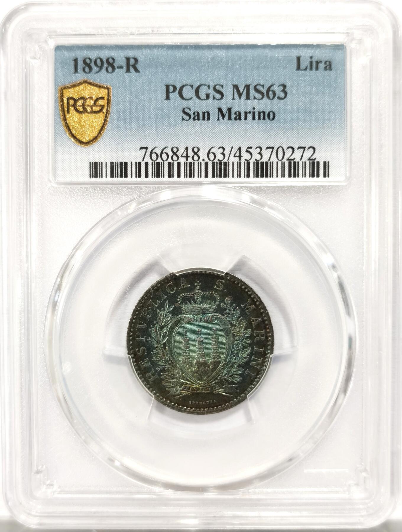 博洋堂世界钱币拍卖第134期（全场包邮） PCGS MS63 1898年圣马力诺1里拉银币 正反极其绚丽的钴蓝色五彩包浆，鬼斧神工般的状态，堪称极品。很有圣马力诺特色的城堡纹章。1里拉极少出现在市场中，63分白币在麦稀奇普遍过千，此枚极致五彩值得藏家重点关注