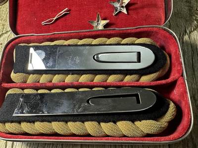 章，钱币 日本礼服肩章，很重，等级自行辨认.