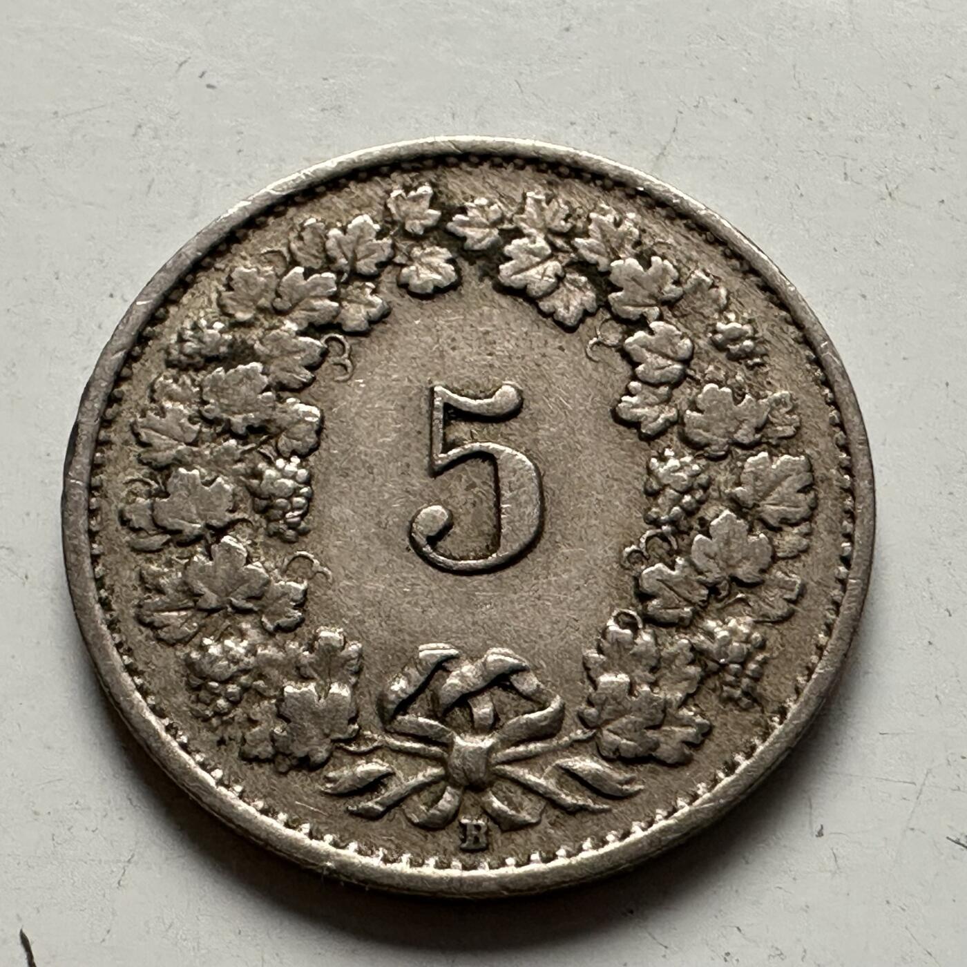 🌹外币初藏🌹🐯2025年第85场  每周二四六晚8️⃣点 接代拍 瑞士1922年五分