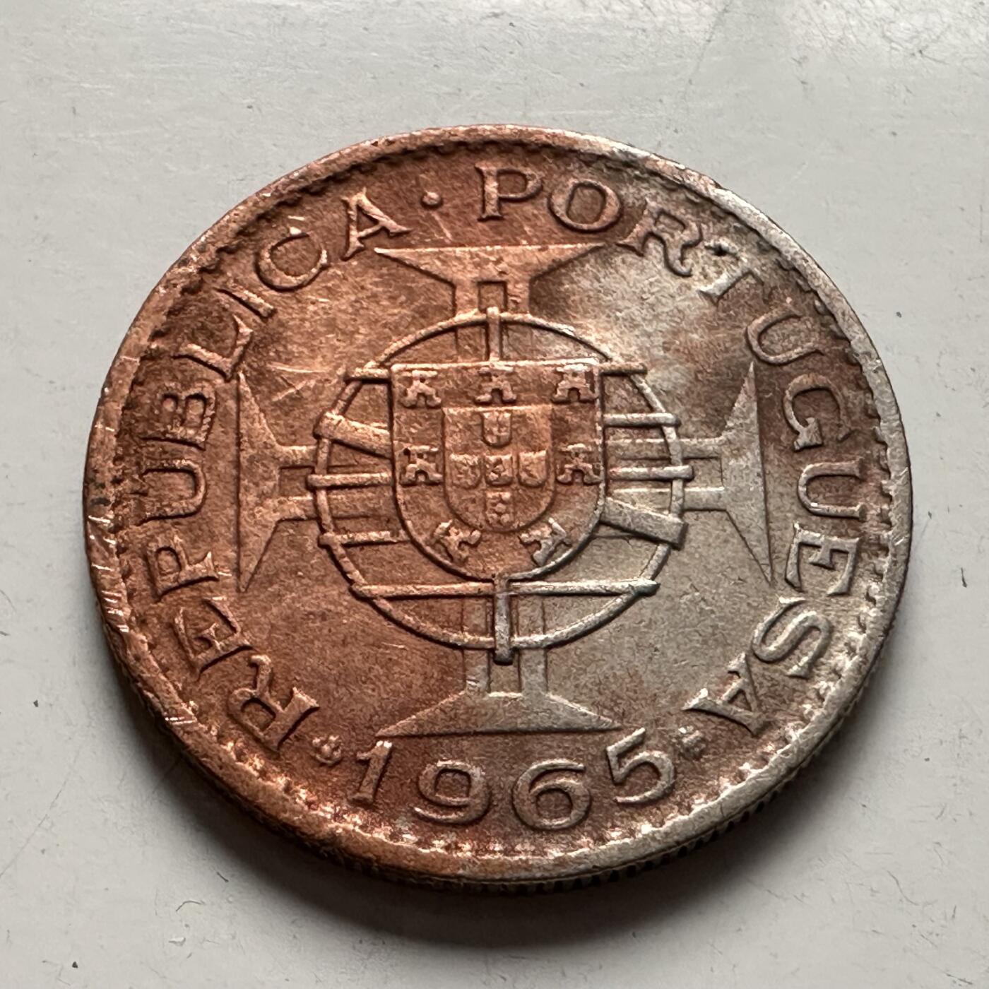 🌹外币初藏🌹🐯2025年第85场  每周二四六晚8️⃣点 接代拍 葡属莫桑比克1965年2.5埃斯库多