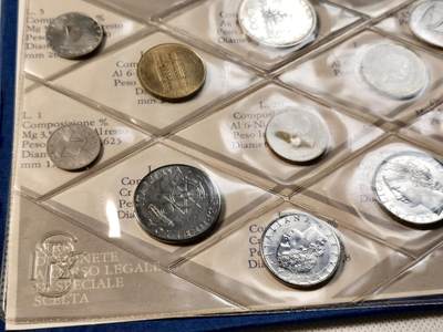 甄臻铺-世界币章拍卖（第28期），送拍享返佣金等优惠多多 1981年 意大利 卡装BU套币 共11枚 含500里拉帆船少女银币