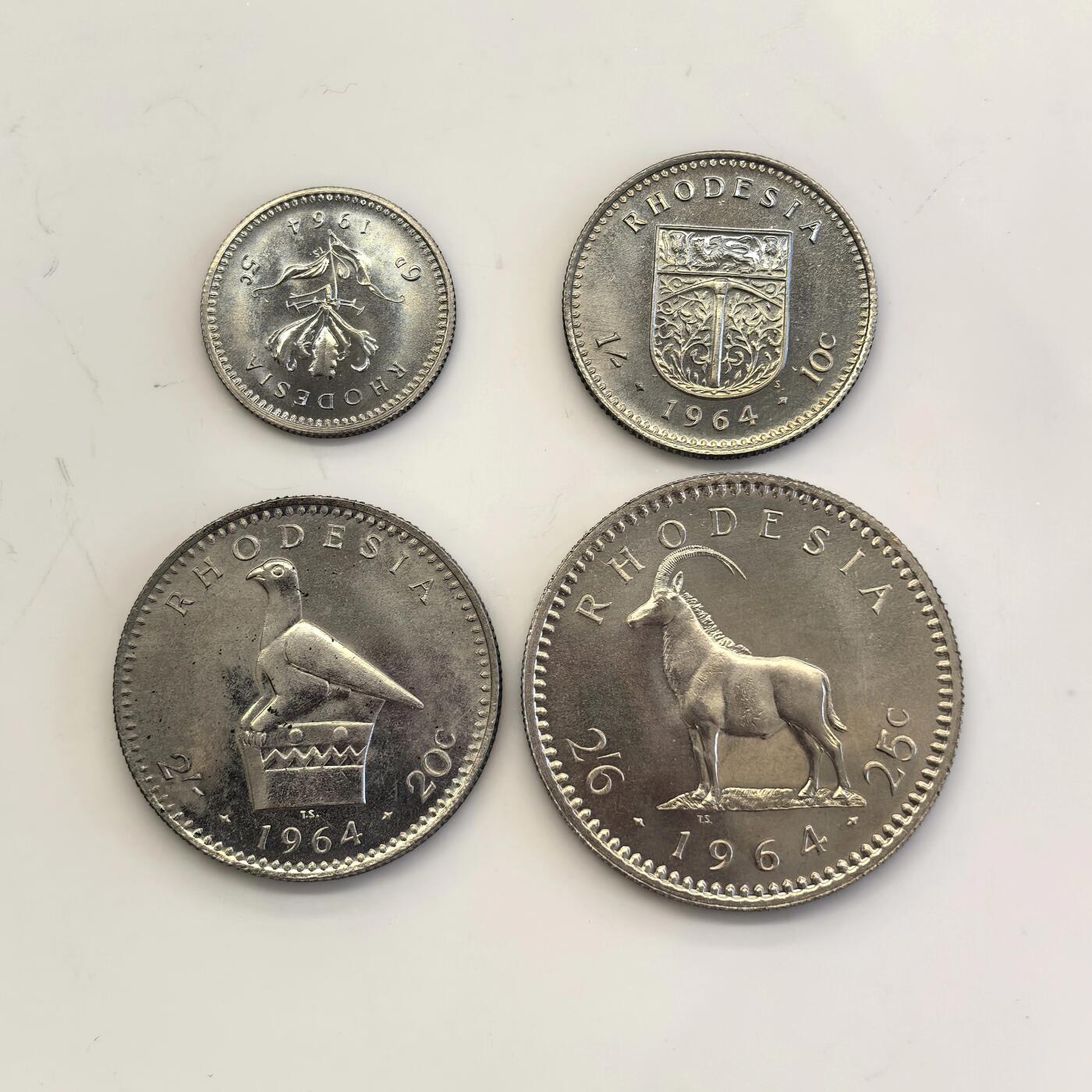 博洋堂世界钱币拍卖第134期（全场包邮） 英属罗德西亚1964年伊丽莎白二世6便士/5分-2.5先令/25分 双面值精制镍币 整套品相优异 油膜五彩绝美 发行量仅2060套 附带原盒