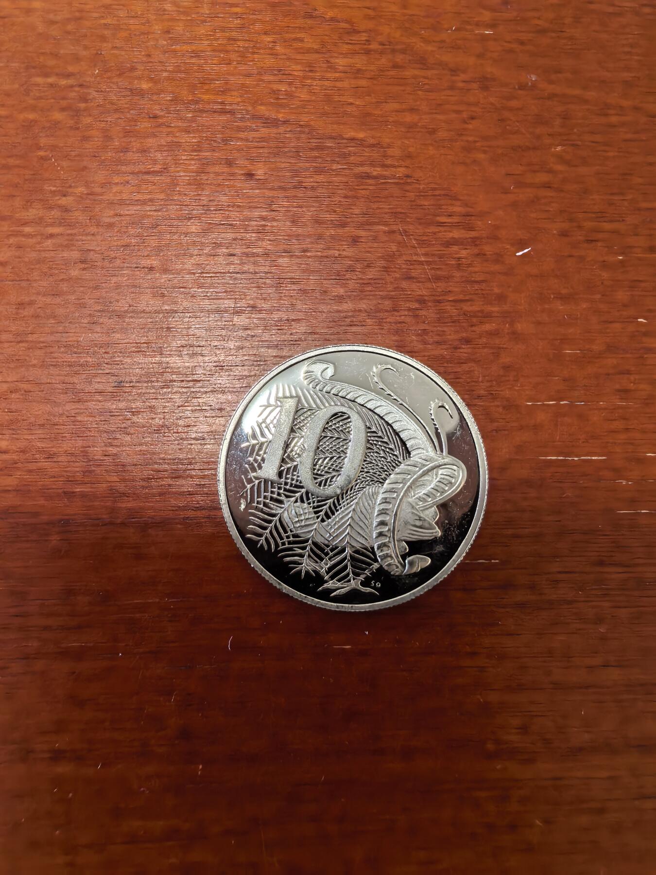 长老汇蛇年精选第三十四场拍卖 2000澳大利亚琴鸟10分精制铜镍币，6.4万枚