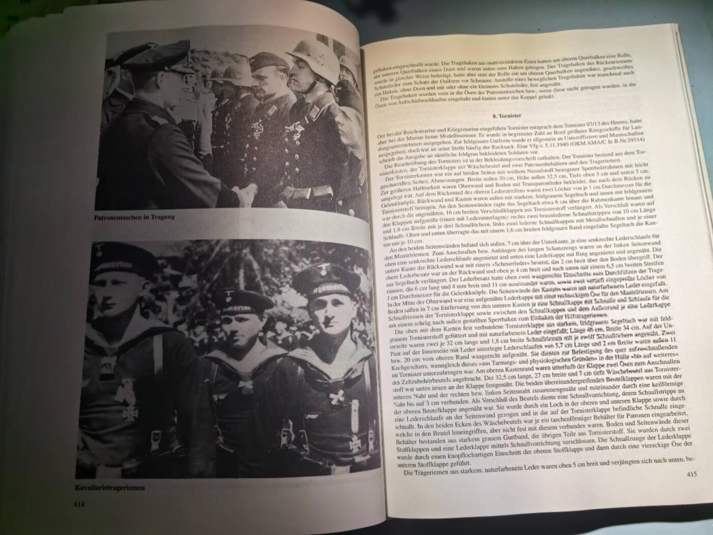 盛世勋华——号角文化勋章邮票专场拍卖第283期 鼎力推荐 德国（1939）国防军制服徽章全记录 海军卷 极为详细 叹为观止 包括制服徽章旗帜装备等等 及各特殊部队专用制服徽章厚达566页 最顶级文献