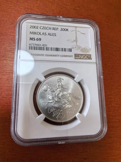长老汇蛇年精选第三十四场拍卖 - 2002捷克米克拉斯·艾尔斯200克朗银币，NGC MS69，唯一冠军，11879枚，其中573枚熔毁
