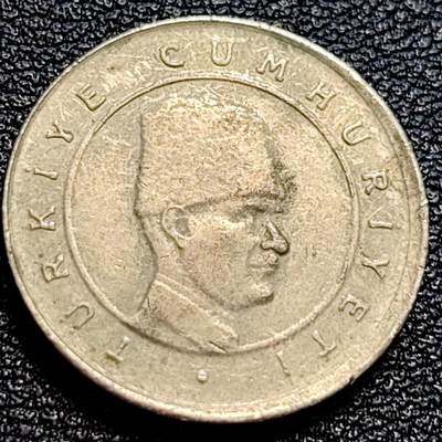 泉币菌-第73场-各国散币场 - 土耳其2005年10新库鲁 凯末尔总统 铜镍币 19.25mm