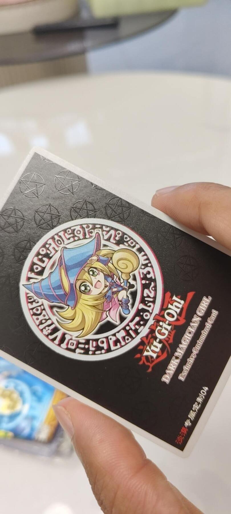 秋原瞳的小店第19期（竹竿击落叶子，红枣掉落下来的砰砰声，那是最美好的记忆之一） 游戏王最美召唤师黑魔导女孩粗闪，实物质量非常好
