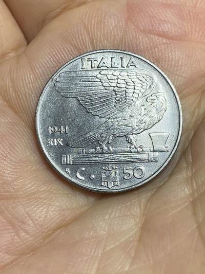 2025年第七十七场(总第一百零三场）外国好品散币(免佣金) - 意大利王国1941年50分(1941 R Yr XIX 维托里奥·埃马努埃莱三世，齿边有磁版)